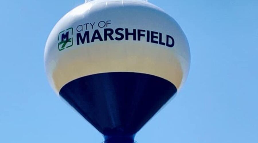 City of Marshfield water tower, Missouri